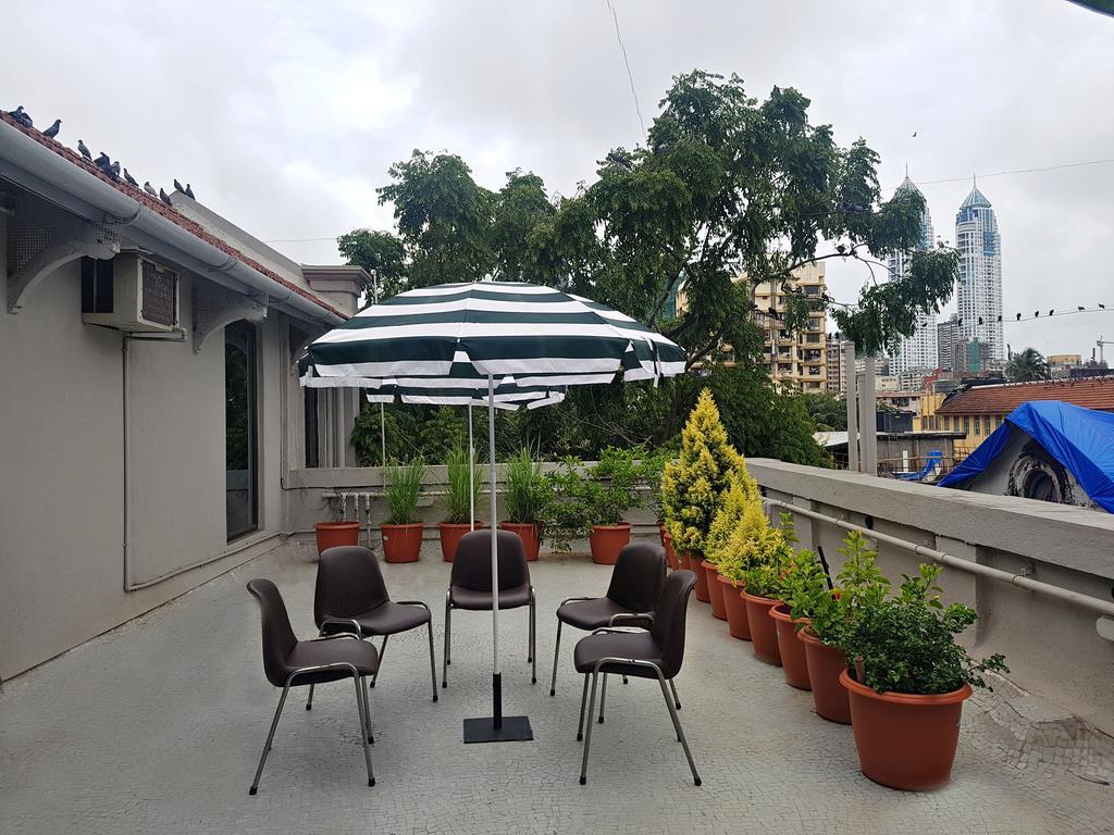 Hotel Kumkum Мумбаї Екстер'єр фото