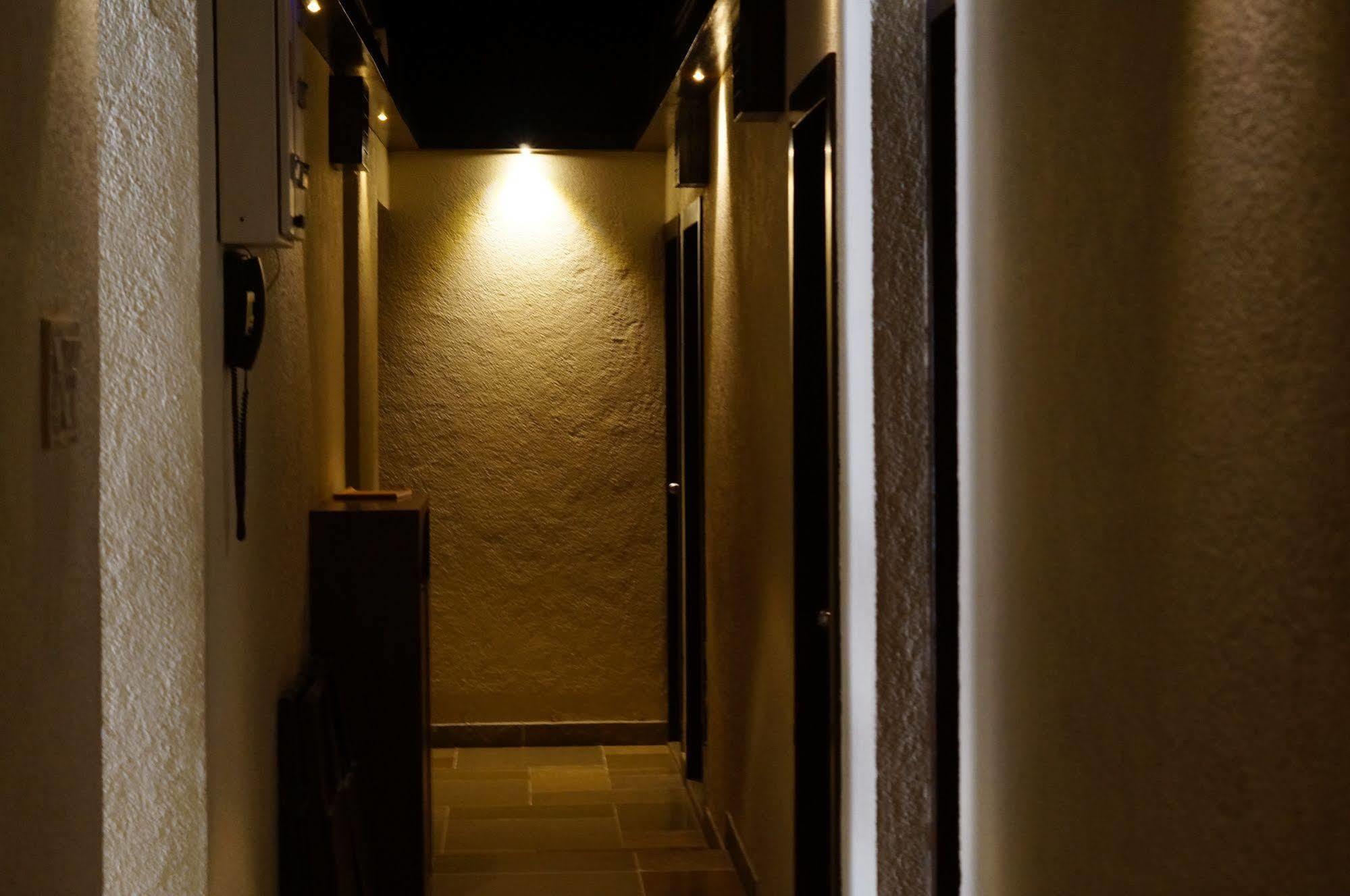Hotel Kumkum Мумбаї Екстер'єр фото