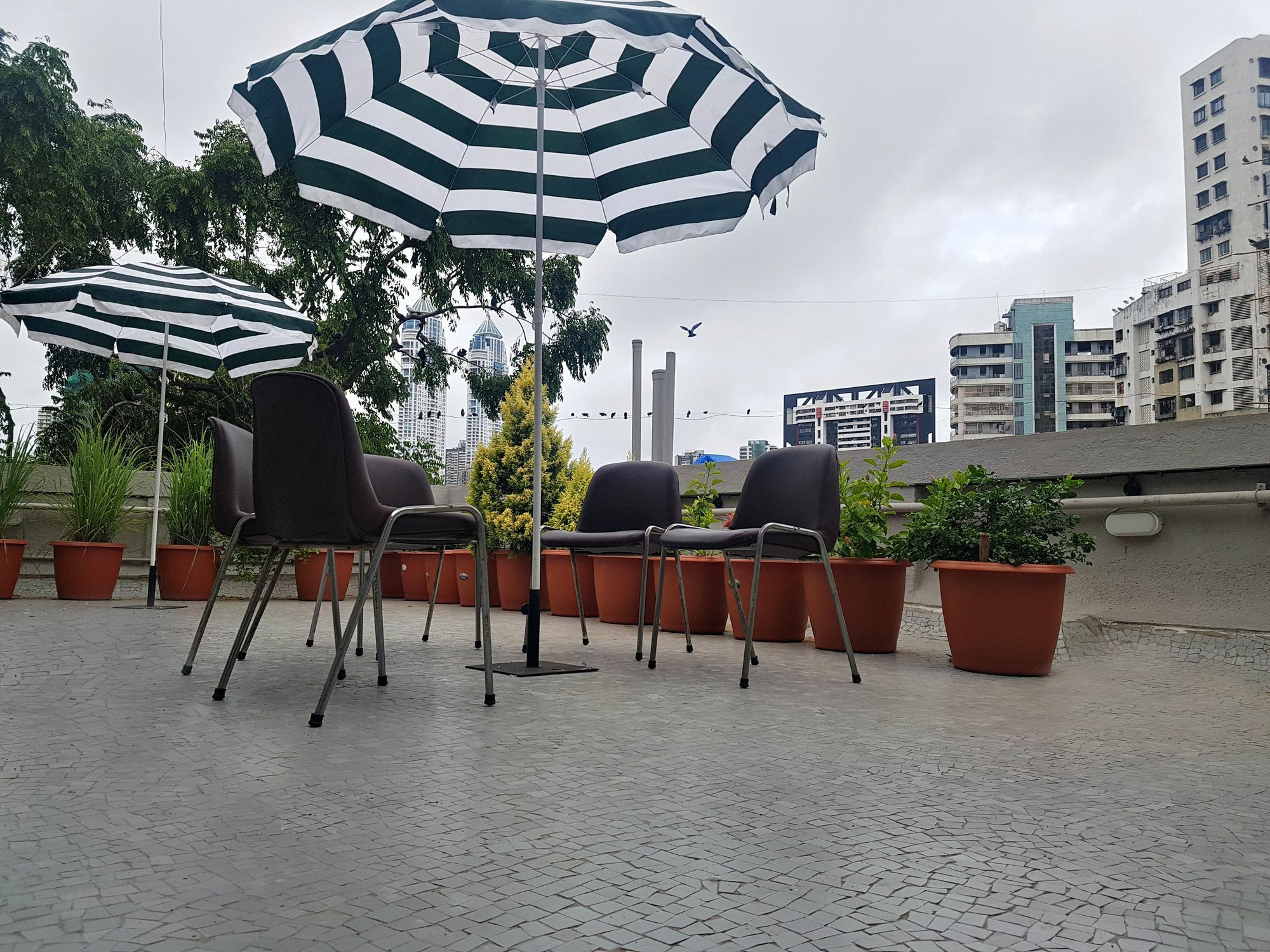 Hotel Kumkum Мумбаї Екстер'єр фото